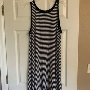 Black/white striped sleeveless A-line dress